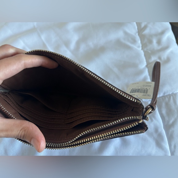 New Coach double corner zip wristlet/ wallet in Saddle brown - Picture 5 of 7